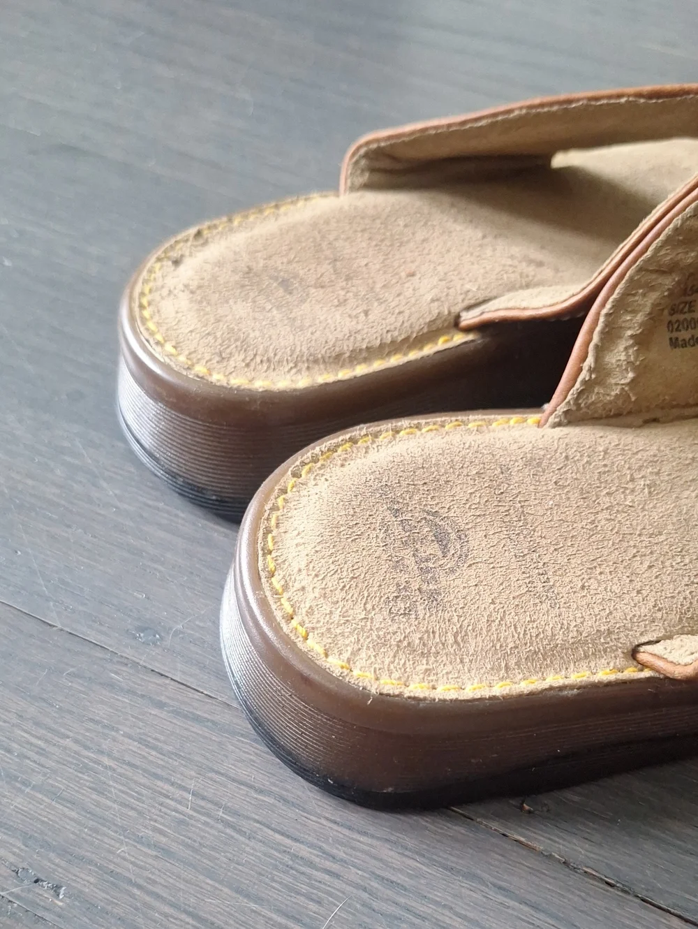 Dr. Martens Retro Chunky Brown Leather Flip Flop Thong Sandals Slides Men Size 6